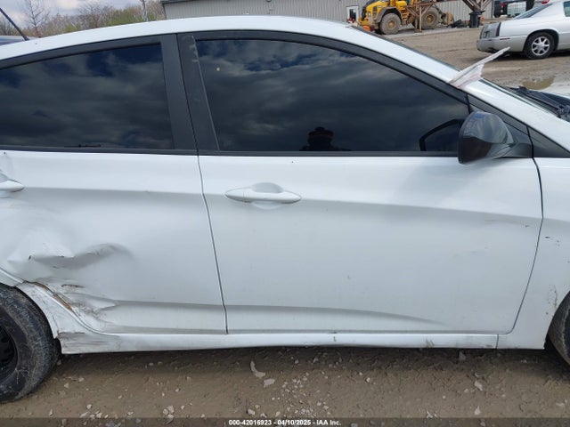 KMHCT5AE5HU336691 Hyundai ACCENT SE