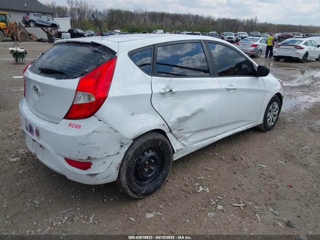 KMHCT5AE5HU336691 Hyundai ACCENT SE