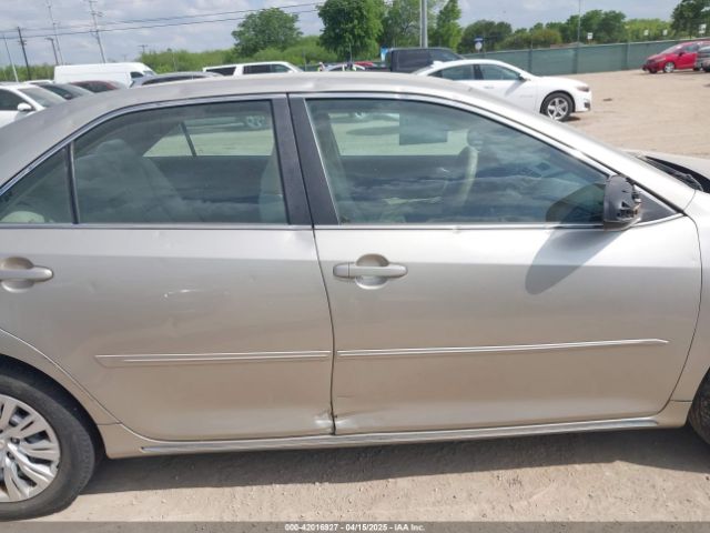 4T4BF1FKXER345012 Toyota CAMRY LE