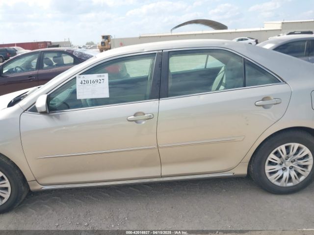 4T4BF1FKXER345012 Toyota CAMRY LE