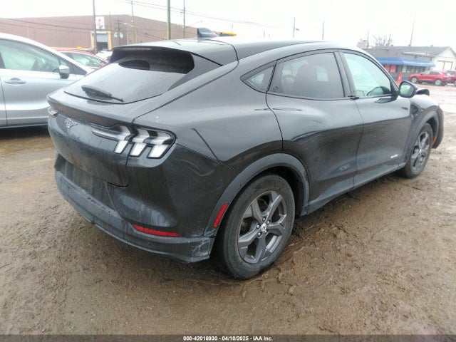 3FMTK1RM6NMA14746 Ford Mustang Mach-e Select