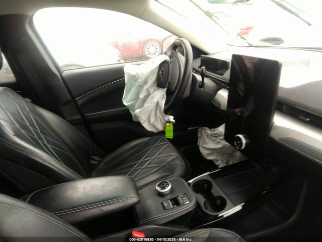 3FMTK1RM6NMA14746 Ford Mustang Mach-e Select
