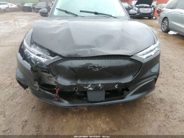 3FMTK1RM6NMA14746 Ford Mustang Mach-e Select