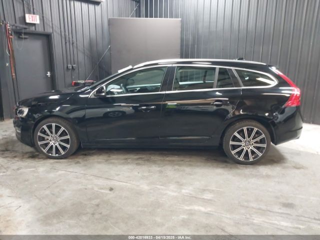 YV1612SD8F1194955 Volvo V60 T5 Platinum