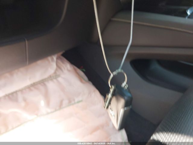 LRBFZNR42ND021501 Buick Envision Fwd Essence