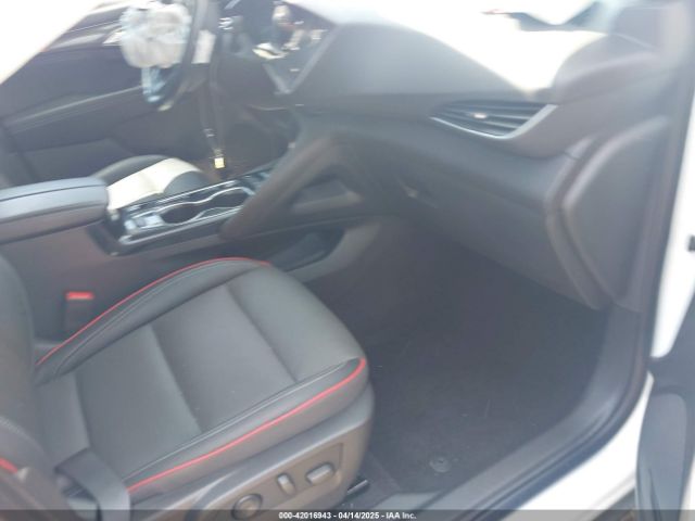 LRBFZNR42ND021501 Buick Envision Fwd Essence