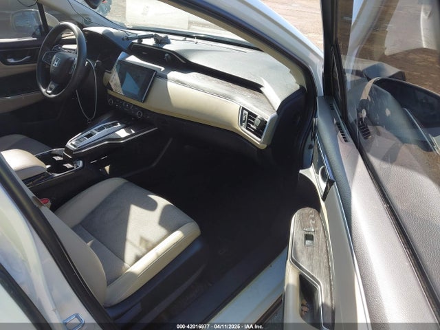 JHMZC5F12JC020289 Honda leb3(h4)