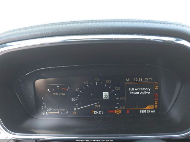 1LN6L9UK6K5606566 Lincoln Continental Livery