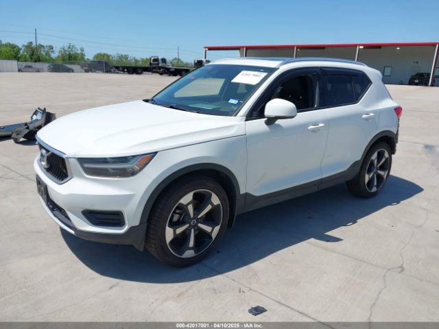 YV4AC2HK6L2244707 Volvo Xc40 T4 Momentum
