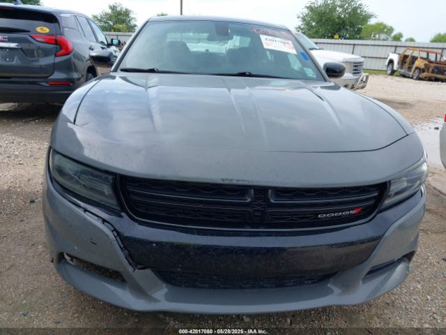 2C3CDXBG8JH329213 Dodge Charger Sxt Rwd