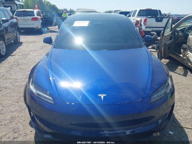 5YJ3E1ET9RF881934 Tesla 2024