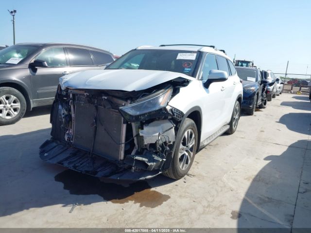2022 TOYOTA HIGHLANDER 5TDGZRAH4NS552358 Photo 1
