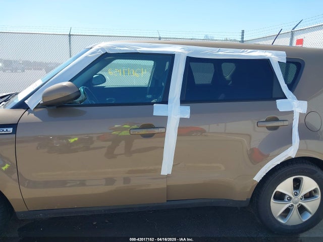 KNDJN2A21F7229353 KIA Soul