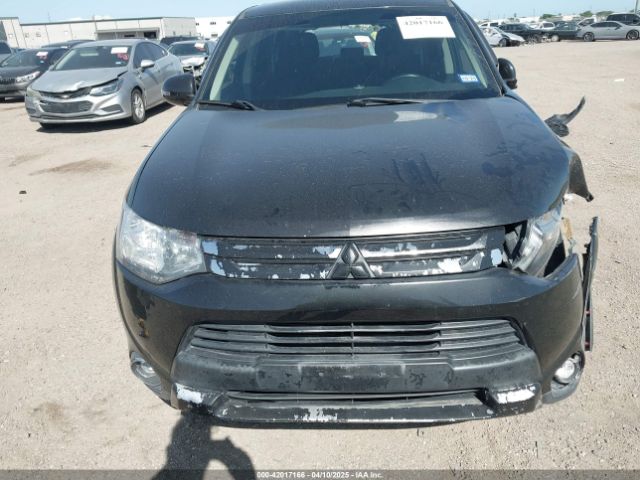 JA4AD3A32FZ005671 Mitsubishi Outlander Se
