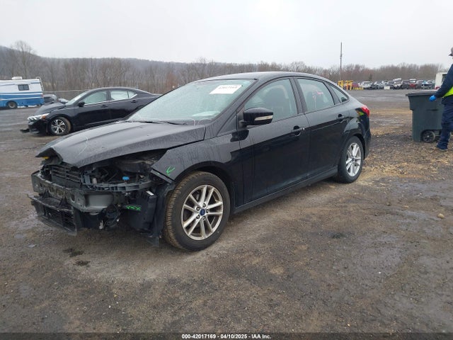 Ford FOCUS SE 2016 1FADP3F26GL305136 Image 2