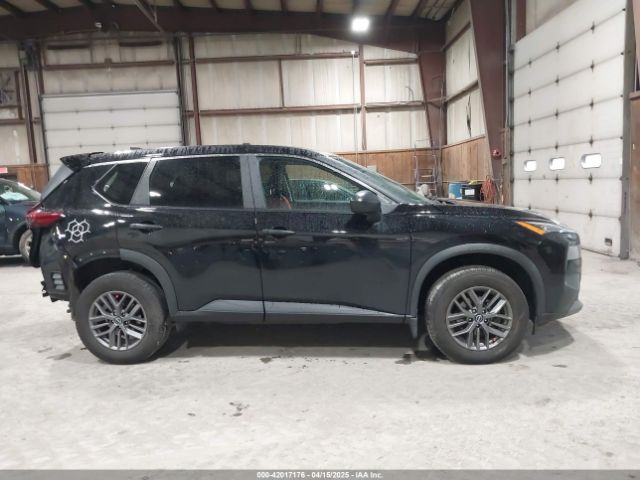 5N1BT3AB0PC873270 Nissan Rogue S Intelligent Awd