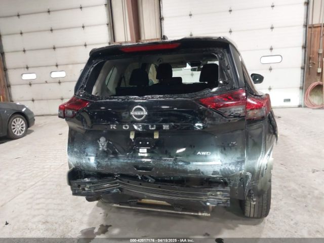 5N1BT3AB0PC873270 Nissan Rogue S Intelligent Awd