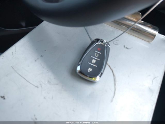 KL77LHE2XRC113686 Chevrolet Trax Fwd Lt