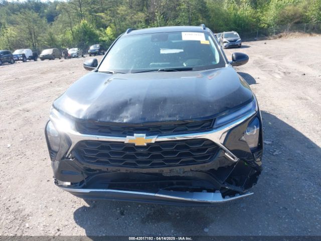 KL77LHE2XRC113686 Chevrolet Trax Fwd Lt