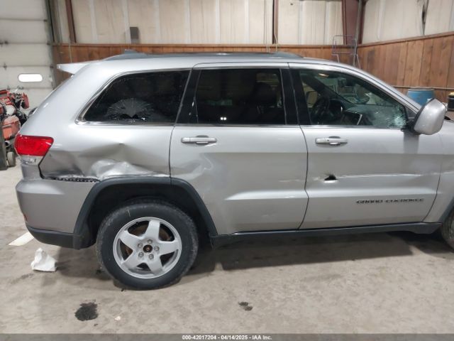 1C4RJFAGXHC749157 Jeep Grand Cherokee Laredo 4x4