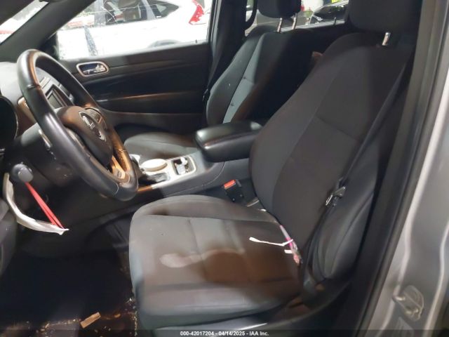 1C4RJFAGXHC749157 Jeep Grand Cherokee Laredo 4x4