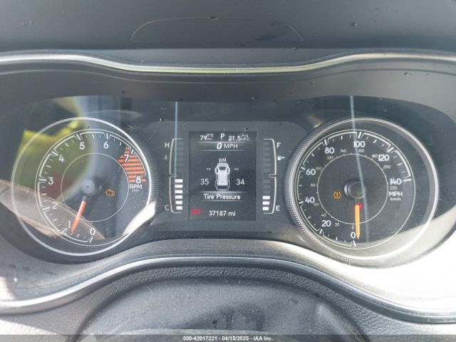 1C4PJMLX4KD238263 Jeep Cherokee Latitude Plus 4x4