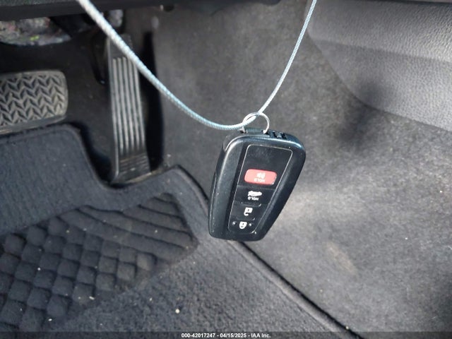 4T1R11AK6MU472997 Toyota CAMRY LE