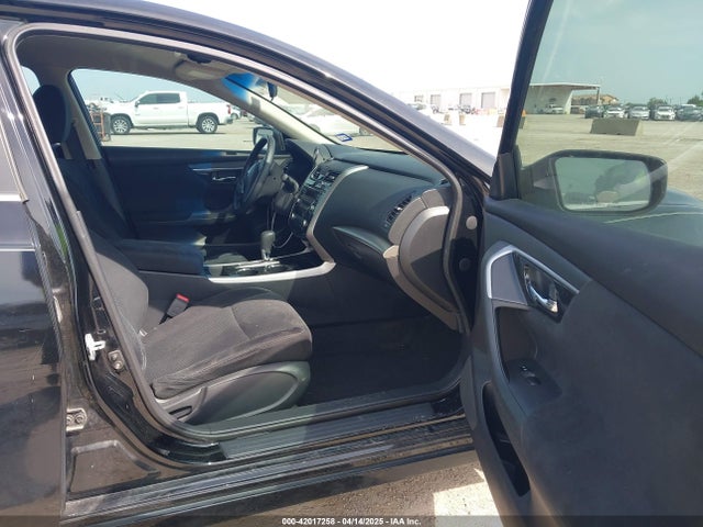 Nissan Altima 2.5 S 2014 1N4AL3AP3EN342745 Image 5