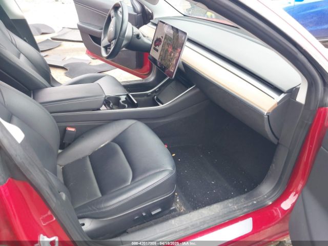 5YJ3E1EB3JF129772 Tesla Model 3 Long Range/performance