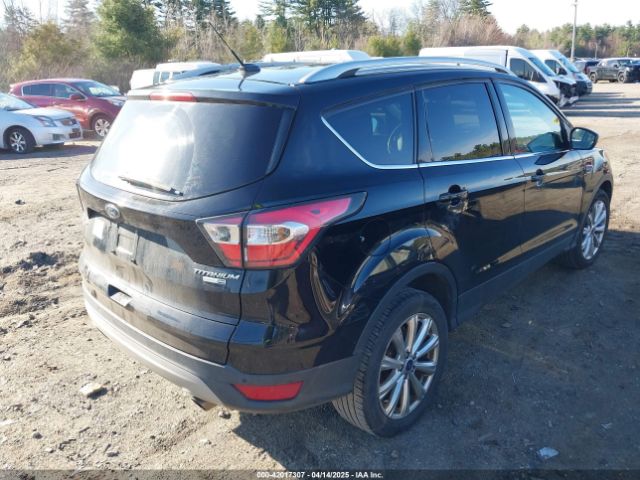 1FMCU9J98HUB05744 Ford Escape Titanium