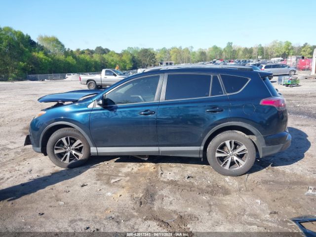 JTMWFREV5JJ739619 Toyota Rav4 Xle