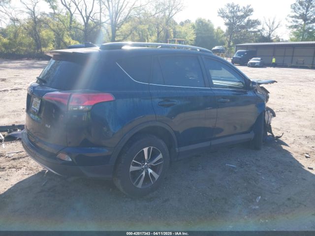 JTMWFREV5JJ739619 Toyota Rav4 Xle