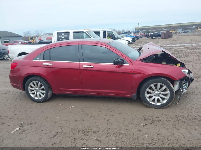 Chrysler 200 Limited 2014 1C3CCBCGXEN152052 Image 12
