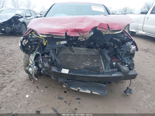 Chrysler 200 Limited 2014 1C3CCBCGXEN152052 Image 6