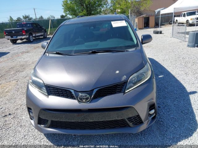 5TDXZ3DC8KS987473 Toyota Sienna Se Premium 8 Passenger