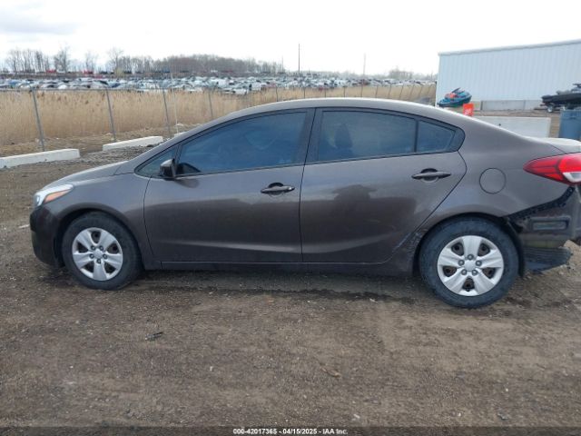 3KPFK4A79HE149615 KIA FORTE LX