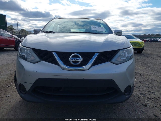 JN1BJ1CR7HW141374 Nissan Rogue Sport Sv