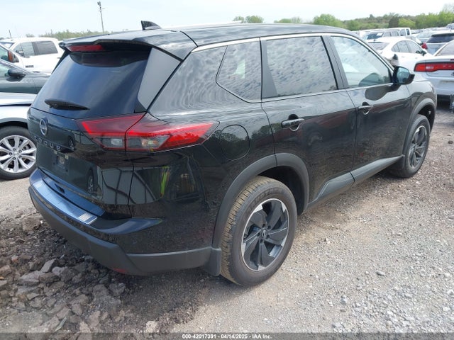 JN8BT3BA4SW006217 Nissan Rogue Sv Fwd