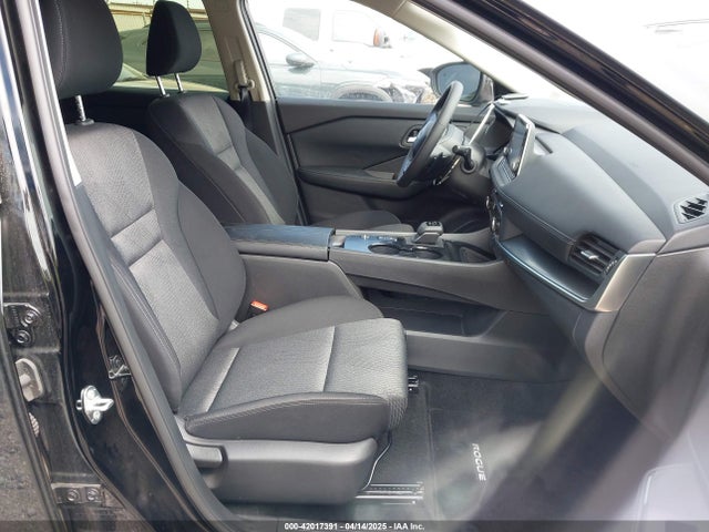 JN8BT3BA4SW006217 Nissan Rogue Sv Fwd