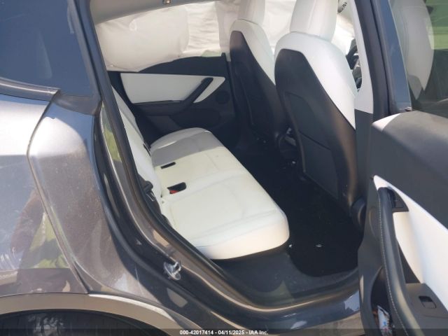 5YJYGDEE3LF021795 Tesla 2020