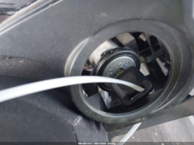 1N6BA0ED1EN512021 Nissan TITAN SV