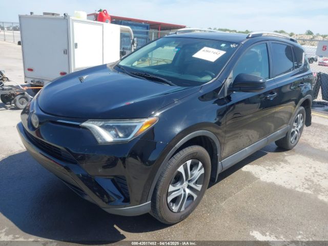 2T3ZFREV7HW386082 Toyota RAV4 LE