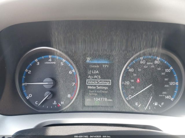 2T3ZFREV7HW386082 Toyota RAV4 LE