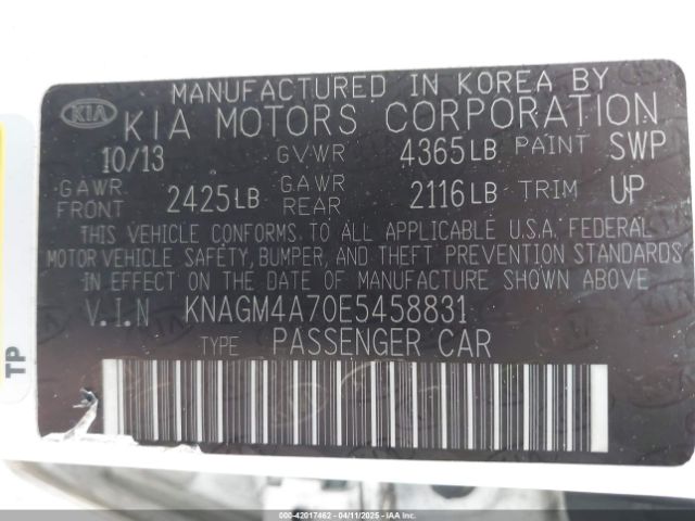 KNAGM4A70E5458831 KIA Optima Lx