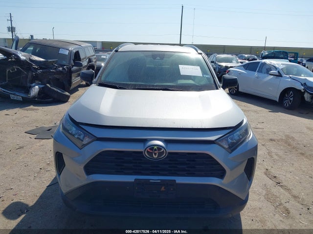 Toyota RAV4 LE 2021 JTMH1RFV2MD062943 Image 12