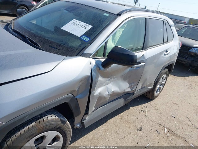 Toyota RAV4 LE 2021 JTMH1RFV2MD062943 Image 6