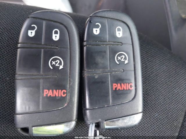 ZACNJBAB7LPL75071 Jeep Renegade Jeepster 4x4