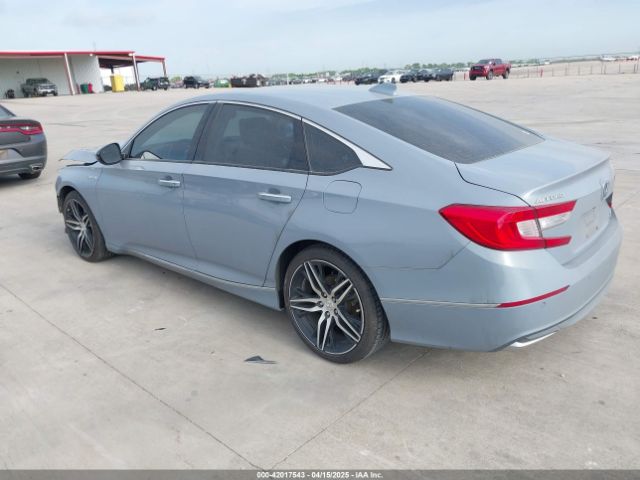 1HGCV3F92NA029136 Honda Accord Hybrid Touring