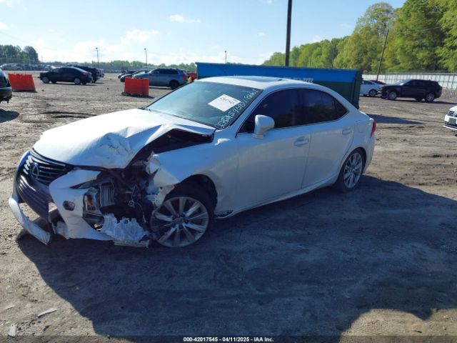 2016 LEXUS IS 200T JTHBA1D21G5008661 Photo 1