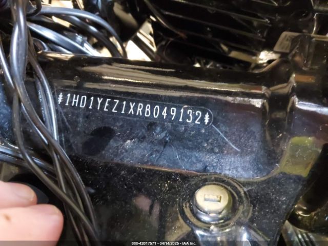 2024 HARLEY-DAVIDSON FXBR 1HD1YEZ1XRB049132 Photo 9